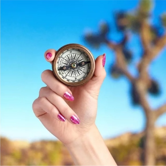 *Retired* Color Street: LA Dreams | Barbie Hot Pink Rose Gold Glitter Sparkle - Picture 11 of 16